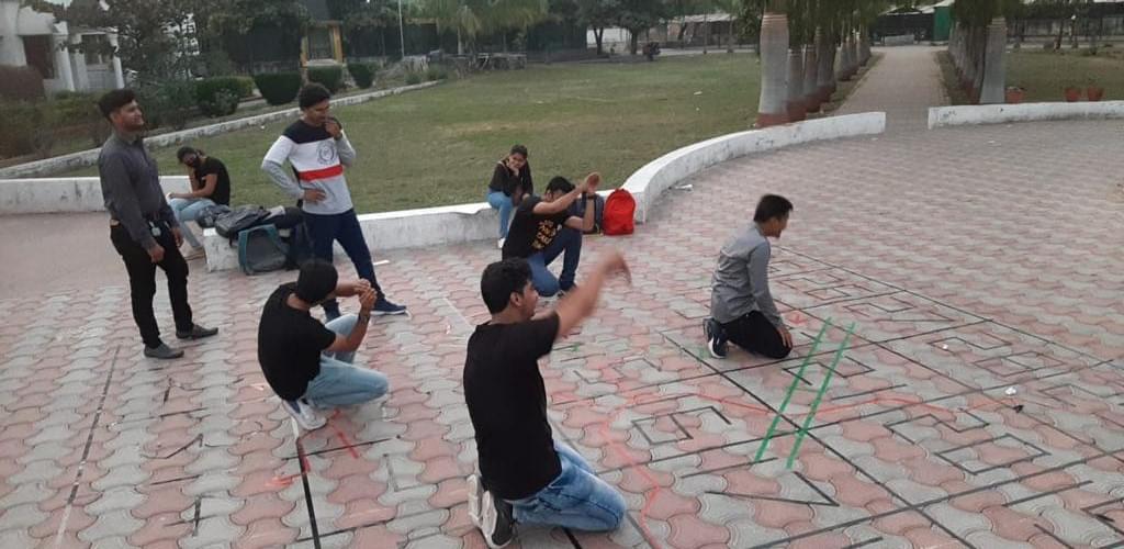 PES College of Engineering Aurangabad Freshers Party photo 12